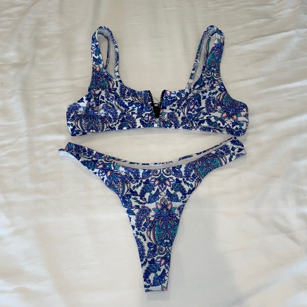 Paisley bikini